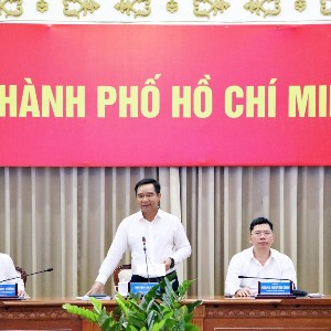 Chủ tịch UBND TP. Hồ Chí Minh Nguyễn Văn Được phát biểu khai mạc Phiên họp, sáng 4/9 - Ảnh: Thùy Dương.