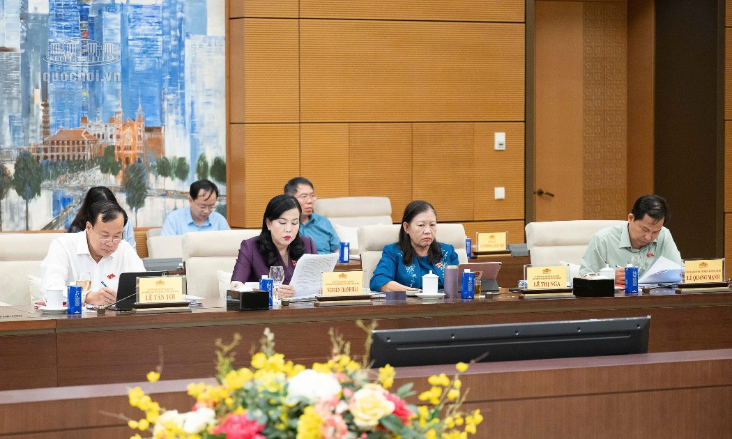 Các đại biểu tham dự Phiên họp. Ảnh: Cổng thông tin điện tử Quốc hội.