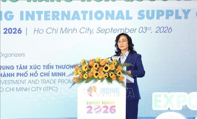Bà Phan Thị Thắng, Thứ trưởng Bộ Công Thương phát biểu khai mạc Viet Nam International Sourcing 2026.
