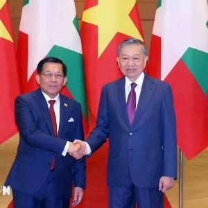 Tổng Bí thư, Chủ tịch nước Tô Lâm và Tổng thống Myanmar Min Aung Hlaing trước hội đàm - Ảnh: TTXVN