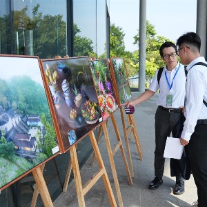 Không gian trưng bày Việt Nam – Nhật Bản khai mạc sáng 5/9 tại Nhà hát Sông Hương, thành phố Huế. Ảnh: UBND TP Huế