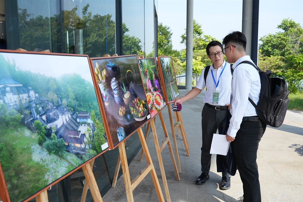 Không gian trưng bày Việt Nam – Nhật Bản khai mạc sáng 5/9 tại Nhà hát Sông Hương, thành phố Huế. Ảnh: UBND TP Huế