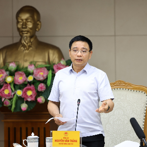 Không để sản phẩm đủ điều kiện tại Trung tâm Tài chính Quốc tế tiếp tục chờ triển khai. Ảnh: Chinhphu.vn