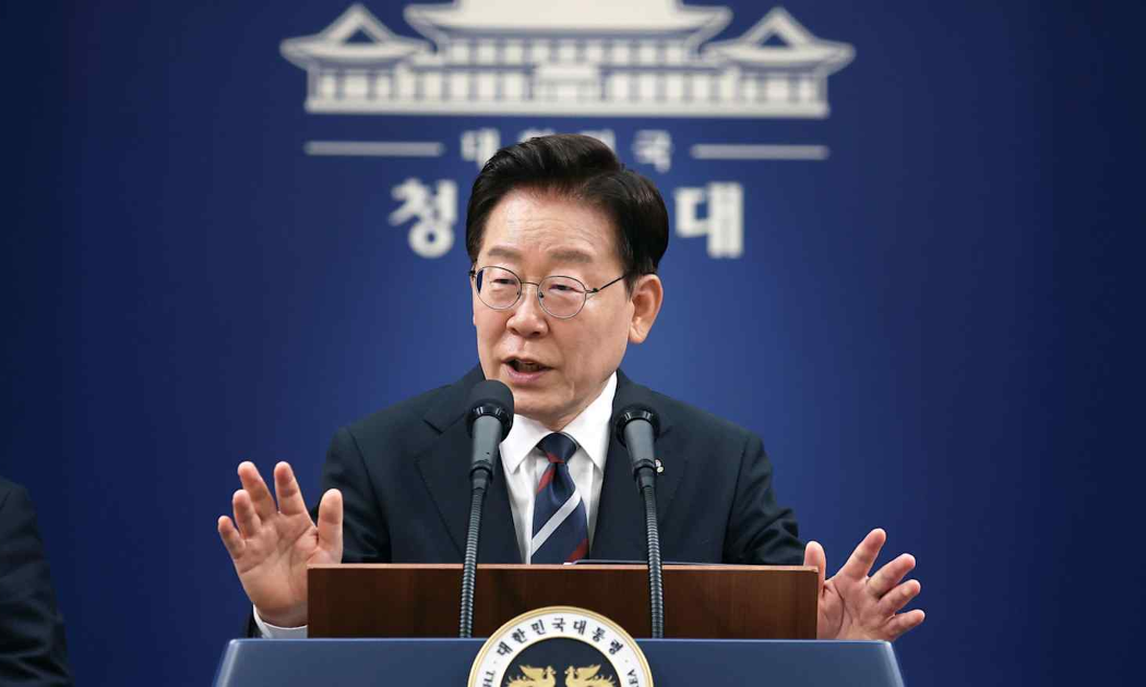 Tổng thống Hàn Quốc Lee Jae Myung tại một cuộc họp báo hồi tháng 6 - Ảnh: Yonhap