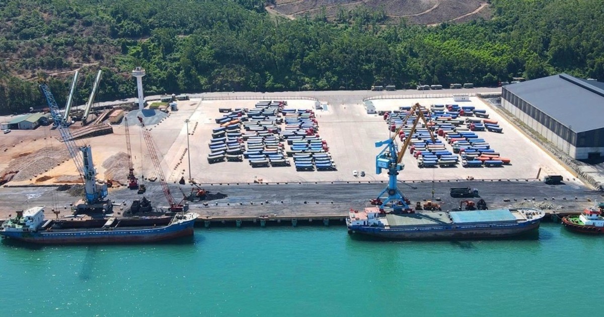 Xuất nhập khẩu Hà Tĩnh 8 tháng 2026: Thép chủ lực, dăm gỗ tăng mạnh