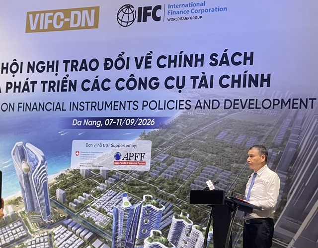 Ông Hồ Kỳ Minh, Phó Chủ tịch Thường trực UBND TP. Đà Nẵng, Chủ tịch Cơ quan điều hành VIFC-DN, phát biểu tại hội nghị. Ảnh Ngô Anh Văn