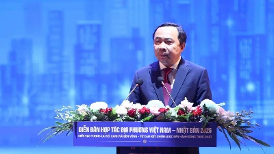 Vietnam and Japan urged a "shift" in technology cooperation