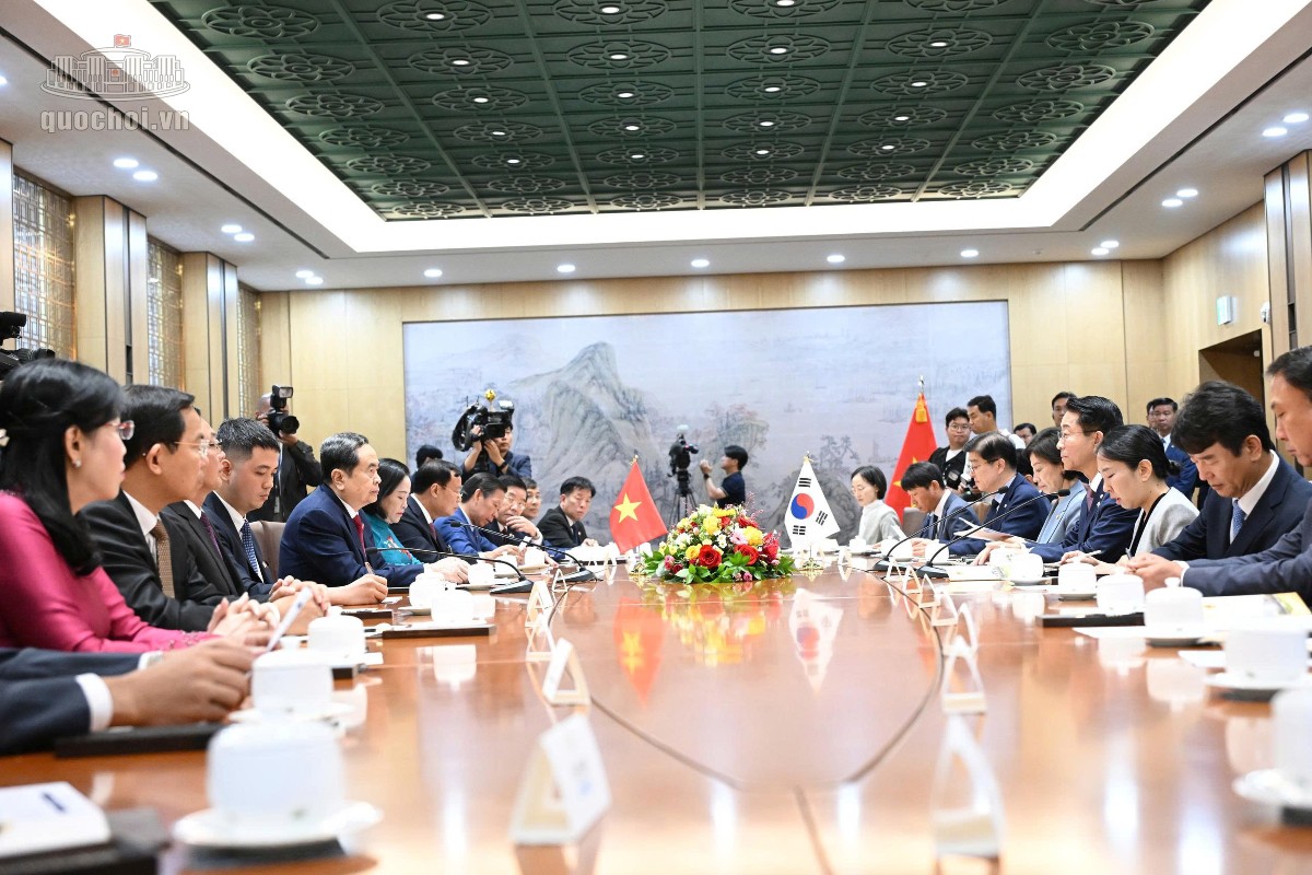Chủ tịch Quốc hội Trần Thanh Mẫn và Chủ tịch Quốc hội Hàn Quốc Cho Jeong Sik tiến hành hội đàm. Ảnh: Cổng thông tin điện tử Quốc hội.