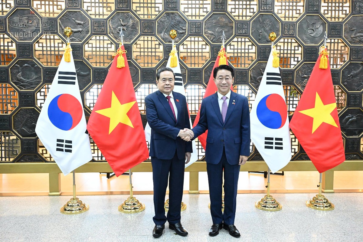 Chủ tịch Quốc hội Trần Thanh Mẫn và Chủ tịch Quốc hội Hàn Quốc Cho Jeong Sik. Ảnh: Cổng thông tin điện tử Quốc hội.