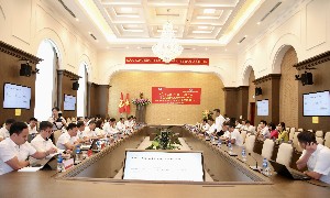 Toàn cảnh Hội nghị ký kết hợp tác thúc đẩy chuyển đổi số tỉnh Lào Cai giai đoạn 2026–2030 giữa UBND tỉnh Lào Cai và Tập đoàn Công nghệ CMC