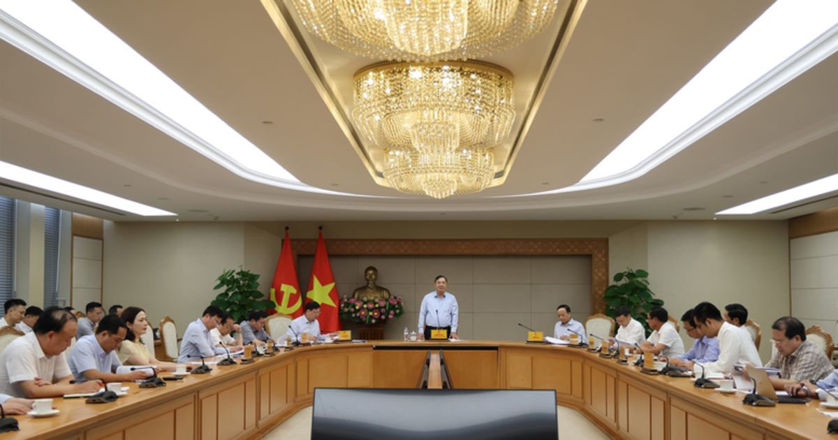 Hàng Việt phải chuyển từ “ưu tiên dùng” sang “xứng đáng được dùng”