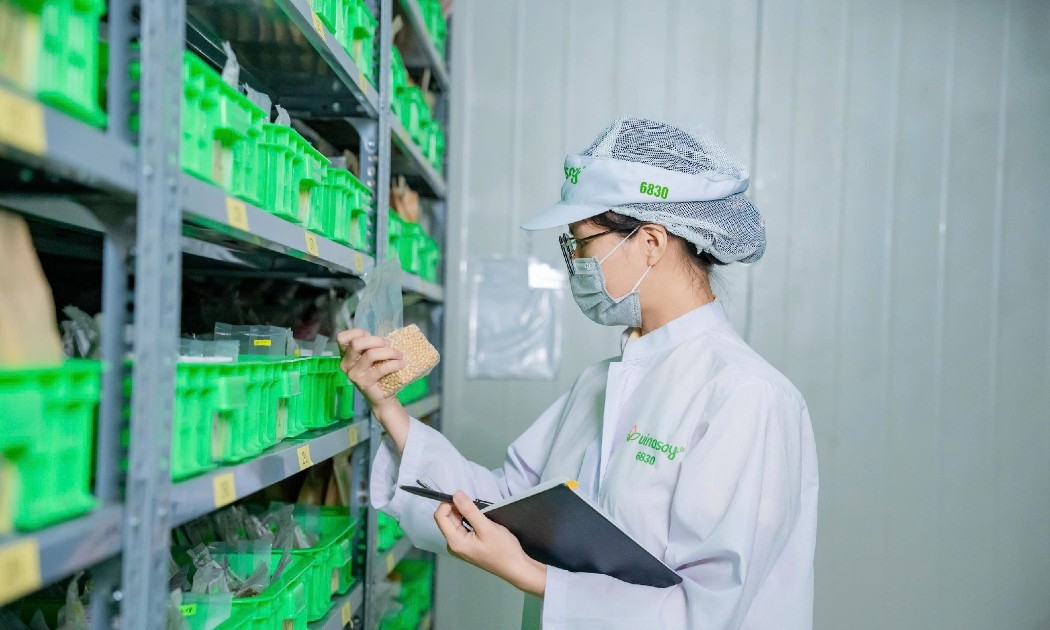 Bắt đầu từ hạt đậu giản dị, Fami từng bước tạo nên những lựa chọn dinh dưỡng phù hợp cho mọi nhà.