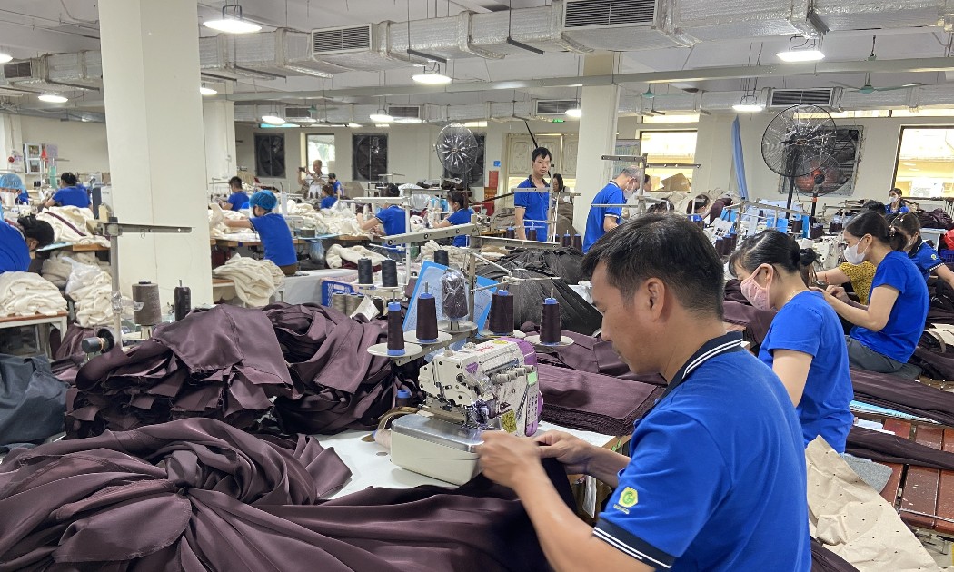 Hiện nay xuất khẩu dệt may của Việt Nam sang Nga vẫn còn khiêm tốn. Ảnh: Vũ Khuê.