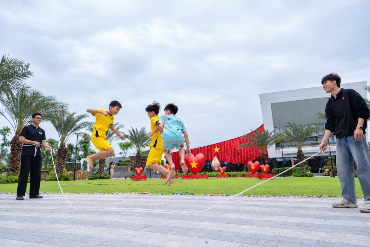 Hạ tầng đầu tư mạnh mẽ mở đường cho các dự án đô thị được quy hoạch đồng bộ như The Sensia, đồng thời góp phần nâng cao chất lượng đời sống văn hóa, tinh thần của cư dân khu vực.