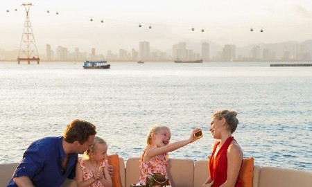 Du khách quốc tế đang tạo “cú hích” cho du lịch Khánh Hòa