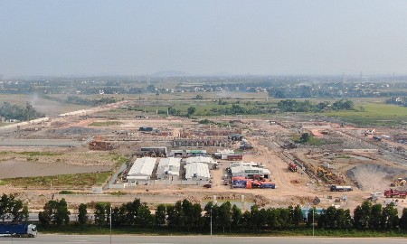 Toàn cảnh công trường Khu công nghiệp Thăng Long Thanh Hóa sau hơn 5 tháng khởi công. Ảnh: Nguyễn Thuấn