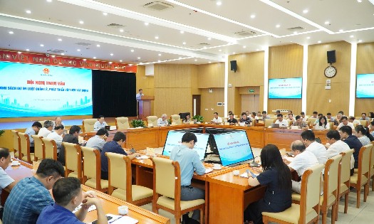 Hội nghị Tham vấn chính sách dự án Luật Quản lý, phát triển vật liệu xây dựng. Ảnh: Bộ Xây dựng