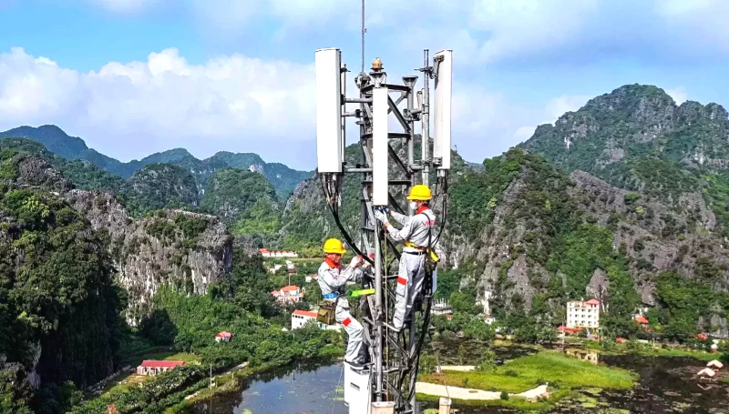 VNPT, Viettel, Vietnamobile win 900 MHz spectrum