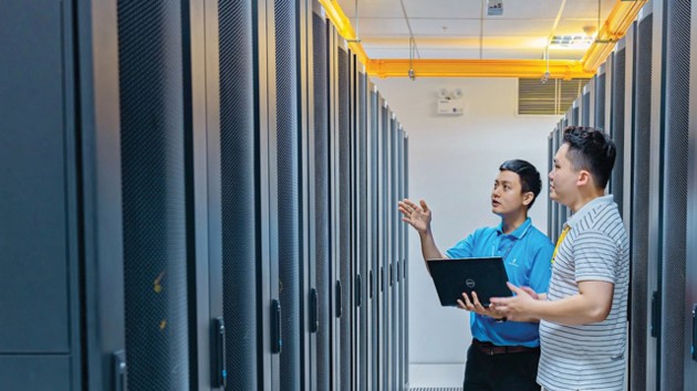 Build-to-suit data center 