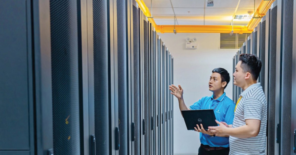 Build-to-suit data center