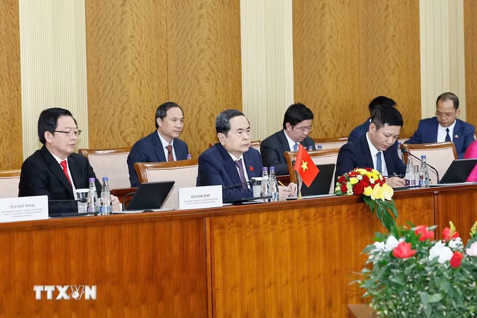 Chủ tịch Quốc hội Trần Thanh Mẫn hội đàm với Chủ tịch Quốc hội Mông Cổ Sandag Byambatsogt. Ảnh: Doãn Tấn/TTXVN.