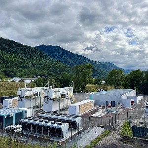 Một nhà máy sản xuất hydrogen bằng công nghệ điện phân tại Pháp. Hydrogen carbon thấp đang được Pháp đặt trong chiến lược khử carbon công nghiệp và xây dựng chuỗi giá trị công nghiệp mới. Nguồn: Lhyfe/Direction générale des Entreprises (DGE).