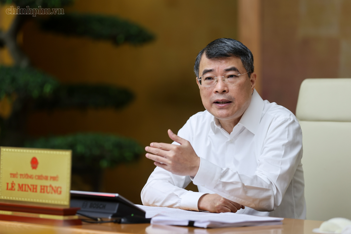 Thủ tướng Chính phủ Lê Minh Hưng chủ trì cuộc làm việc với Bộ Tài chính và các bộ, ngành, cơ quan liên quan về 4 dự án luật - Ảnh: chinhphu.vn/Nhật Bắc