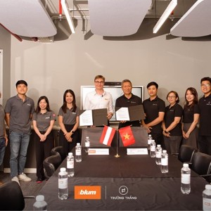 Đại diện Blum Việt Nam và Nội thất Trường Thắng tại buổi Lễ ký kết MOU. Nguồn: Blum Việt Nam.