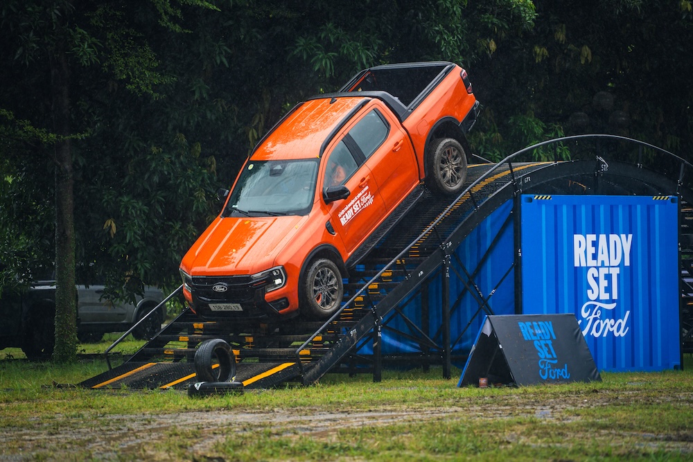 Song song với các giải pháp hỗ trợ tài chính, Ford Việt Nam đẩy mạnh hoạt động tương tác khách hàng thông qua chuỗi sự kiện trải nghiệm thực tế 