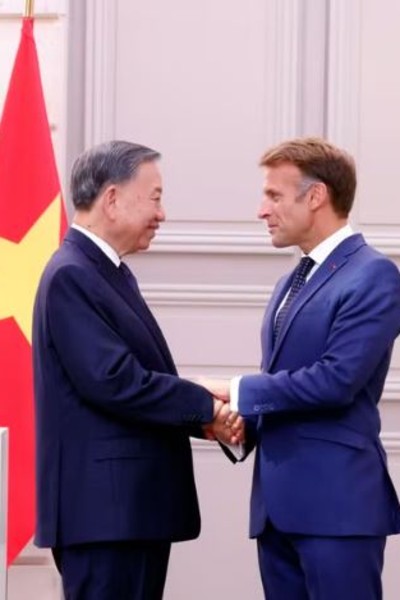 Vietnam, France issue joint statement on promoting implementation of comprehensive strategic partnership framework