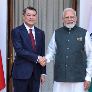 Thủ tướng Lê Minh Hưng và Thủ tướng Ấn Độ Narendra Modi chụp ảnh chung trước hội đàm - Ảnh: chinhphu.vn/Nhật Bắc