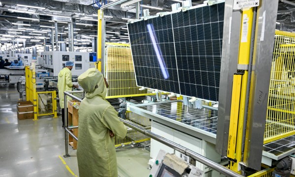 Mỹ áp thuế tới 170% với hàng năng lượng mặt trời nhập khẩu từ Ấn Độ, Indonesia và Lào