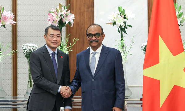Thủ tướng Lê Minh Hưng thúc đẩy hợp tác hạ tầng hàng không, thương mại đa phương tại Ấn Độ