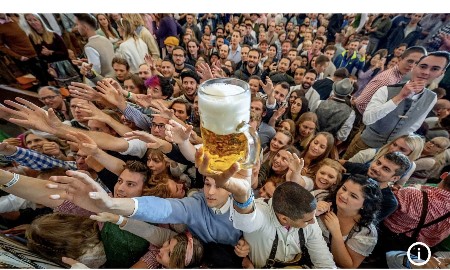 Oktoberfest 2026: Từ lễ cưới hoàng gia đến lễ hội bia lớn nhất thế giới