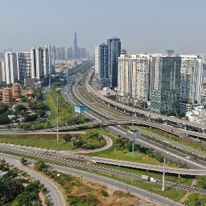 TP.Hồ Chí Minh thay đổi cách làm là huy động nguồn lực tư nhân và tổ chức làm hạ tầng với quy mô nguồn lực tư nhân chiếm trên 65%. Trong ảnh: Nút giao ngã ba Cát Lái. Ảnh: Hoàng Hùng