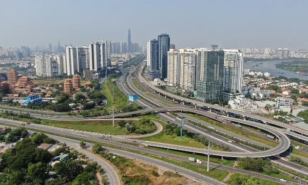 TP.Hồ Chí Minh và bài toán huy động vốn tư nhân cho hạ tầng