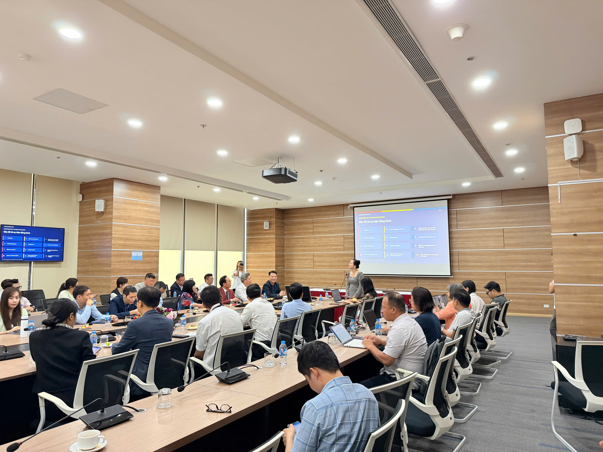 Chương trình đồng hành TECHFEST Việt Nam 2026 dự kiến triển khai nhiều hoạt động chuyên đề, trải rộng từ công nghệ, y tế, nông nghiệp đến sở hữu trí tuệ, đô thị và công nghệ xanh. Ảnh: BTC