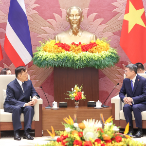 Thủ tướng Chính phủ Lê Minh Hưng hội kiến Nhà Vua Thái Lan Maha Vajiralongkorn Phra Vajiraklaochaoyuhua và Hoàng hậu - Ảnh: chinhphu.vn/Nhật Bắc