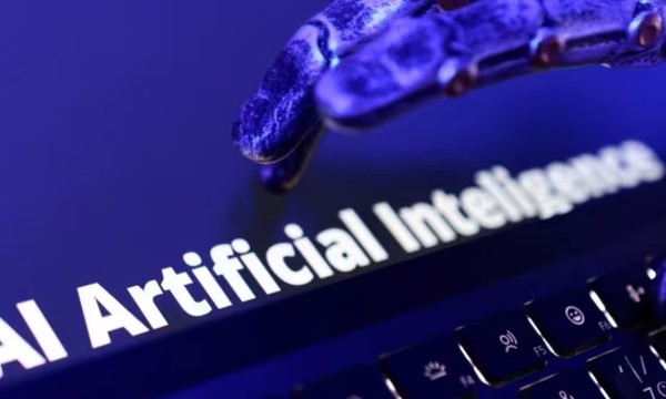 OpenAI, Anthropic và các “ông lớn” AI trước bài toán cân bằng giữa cạnh tranh và an toàn