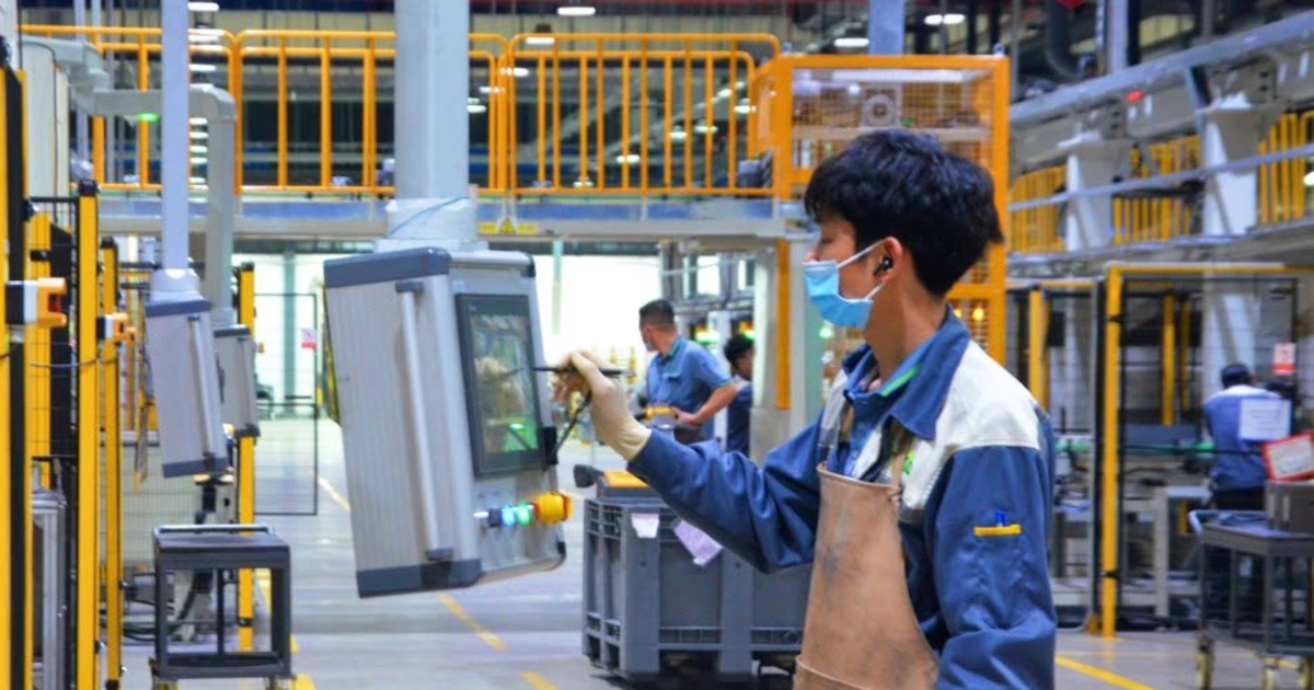 Quảng Ninh tập trung ph&aacute;t triển c&ocirc;ng nghiệp b&aacute;n...