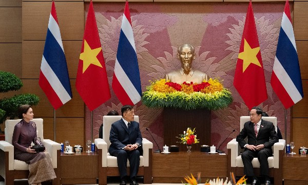 Tăng cường giao lưu nhân dân, hợp tác giáo dục và lập pháp giữa Việt Nam - Thái Lan