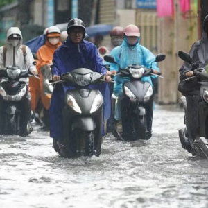 Mưa lớn gây ảnh hưởng đến giao thông tại Hà Nội. Nguồn: Cục Quản lý Đê điều và Phòng chống thiên tai.