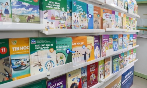 Triển khai nhiều giải pháp cung cấp đủ sách giáo khoa
