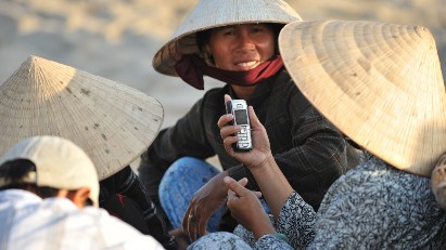 Vietnam ends 2G era after three decades