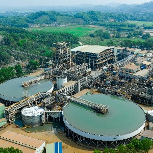 Toàn cảnh nhà máy Núi Pháo. Ảnh: MSR.