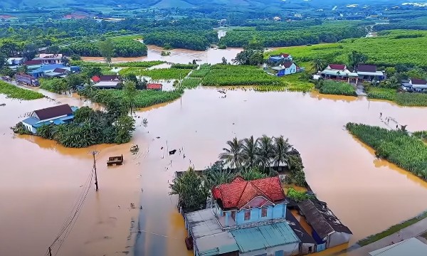 Thanh Hóa, Nghệ An bảo đảm an toàn cho người dân tại các vùng ngập sâu