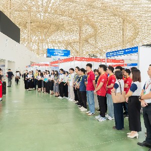 Toàn cảnh Lễ khai mạc Cuộc thi Khuôn mẫu Việt Nam 2026 tại Trung tâm Triển lãm Việt Nam. Ảnh: VASI