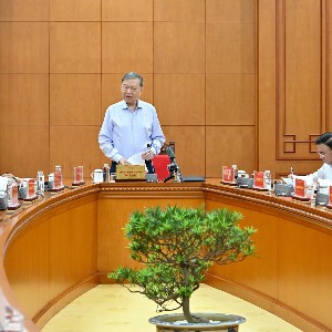 Tổng Bí thư, Chủ tịch nước Tô Lâm chủ trì cuộc họp Thường trực Ban Chỉ đạo Trung ương về phòng, chống tham nhũng, lãng phí, tiêu cực. Ảnh: Nhân Dân