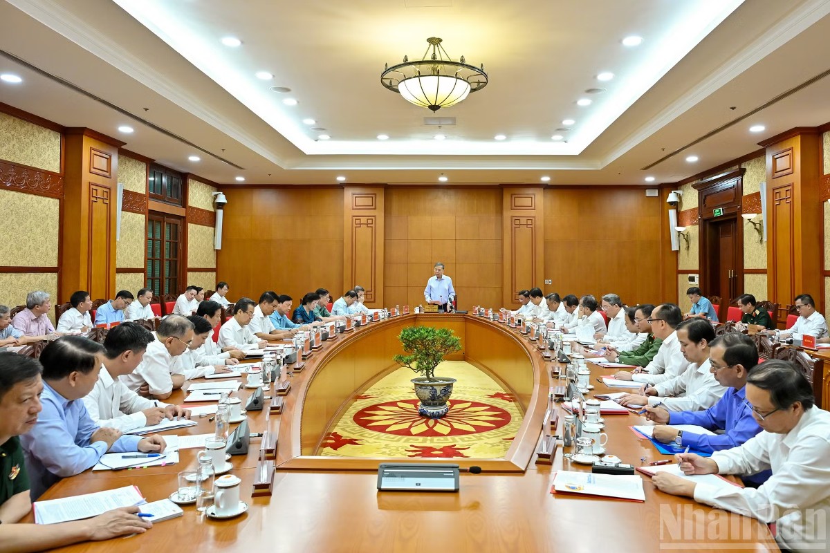 Quang cảnh cuộc họp tại Trụ sở Trung ương Đảng. Ảnh: Nhân Dân