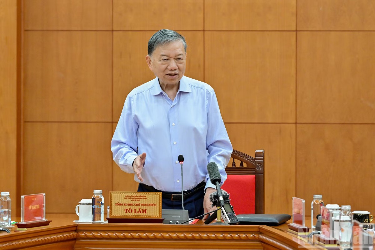 Tổng Bí thư, Chủ tịch nước Tô Lâm phát biểu tại cuộc họp Thường trực Ban Chỉ đạo Trung ương về phòng, chống tham nhũng, lãng phí, tiêu cực. Ảnh: Nhân Dân